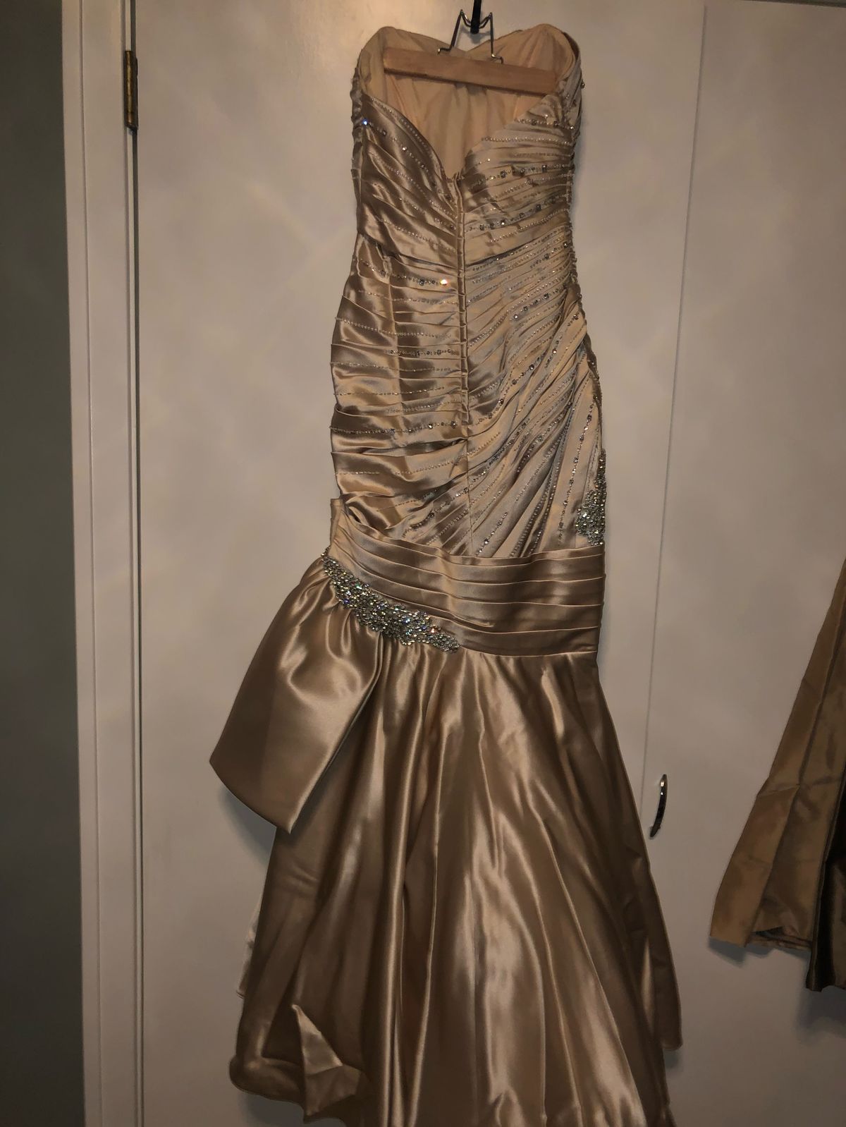 Size 4 Prom Strapless Sequined Nude A-line Dress on Queenly