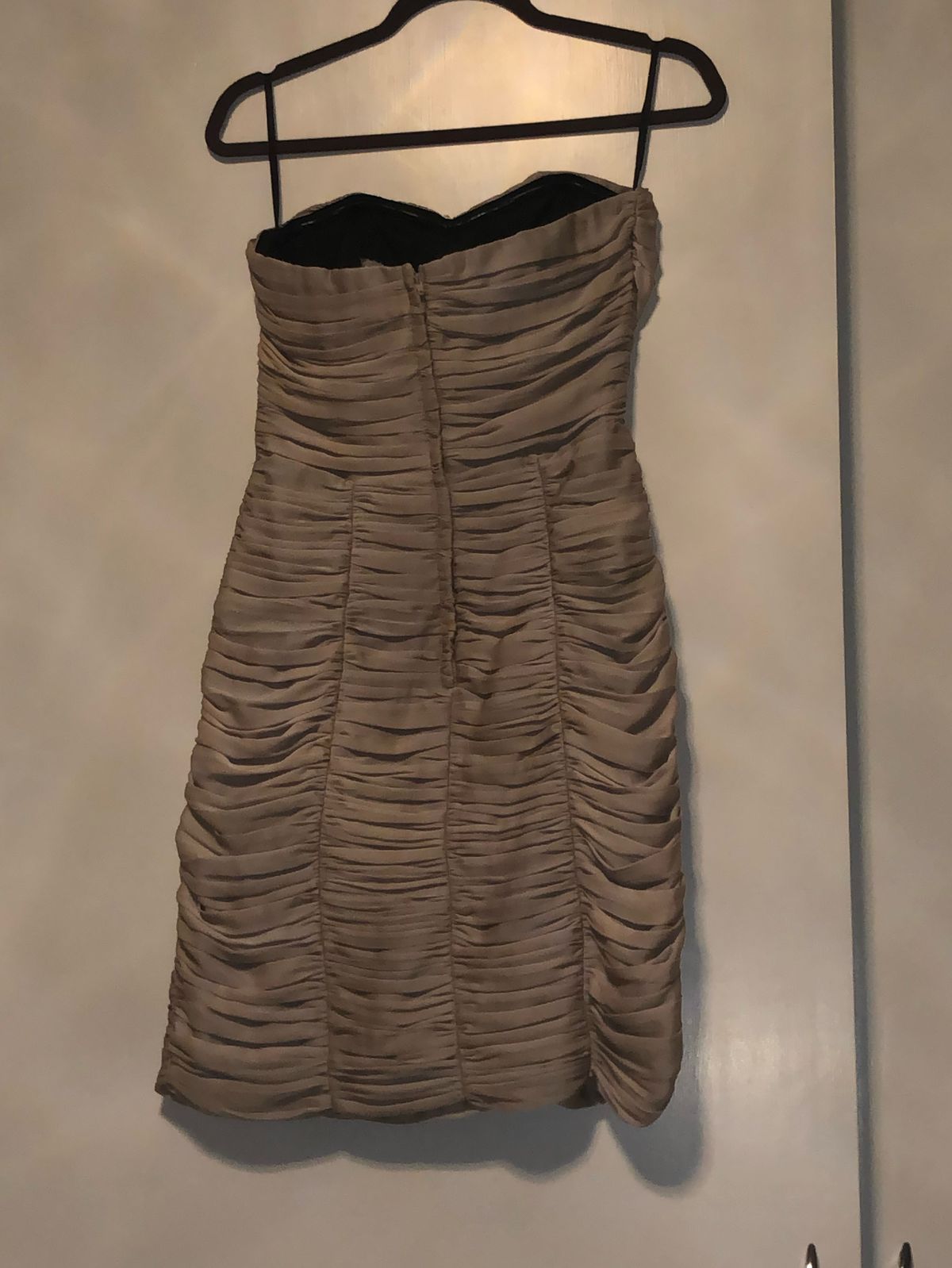 Size 6 Nude Cocktail Dress on Queenly
