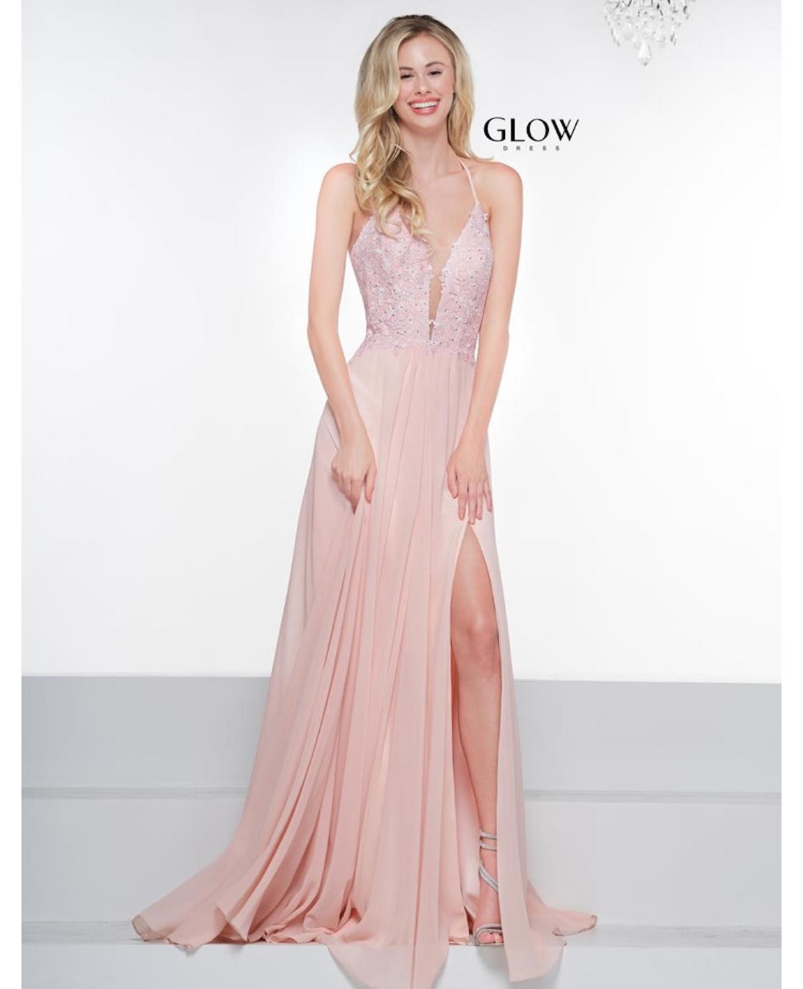 Size 6 Prom Plunge Lace Pink Side Slit Dress on Queenly