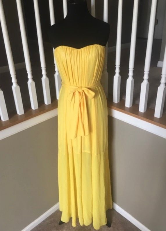 BCBGmaxazria Size 2 Strapless Yellow Floor Length Maxi on Queenly