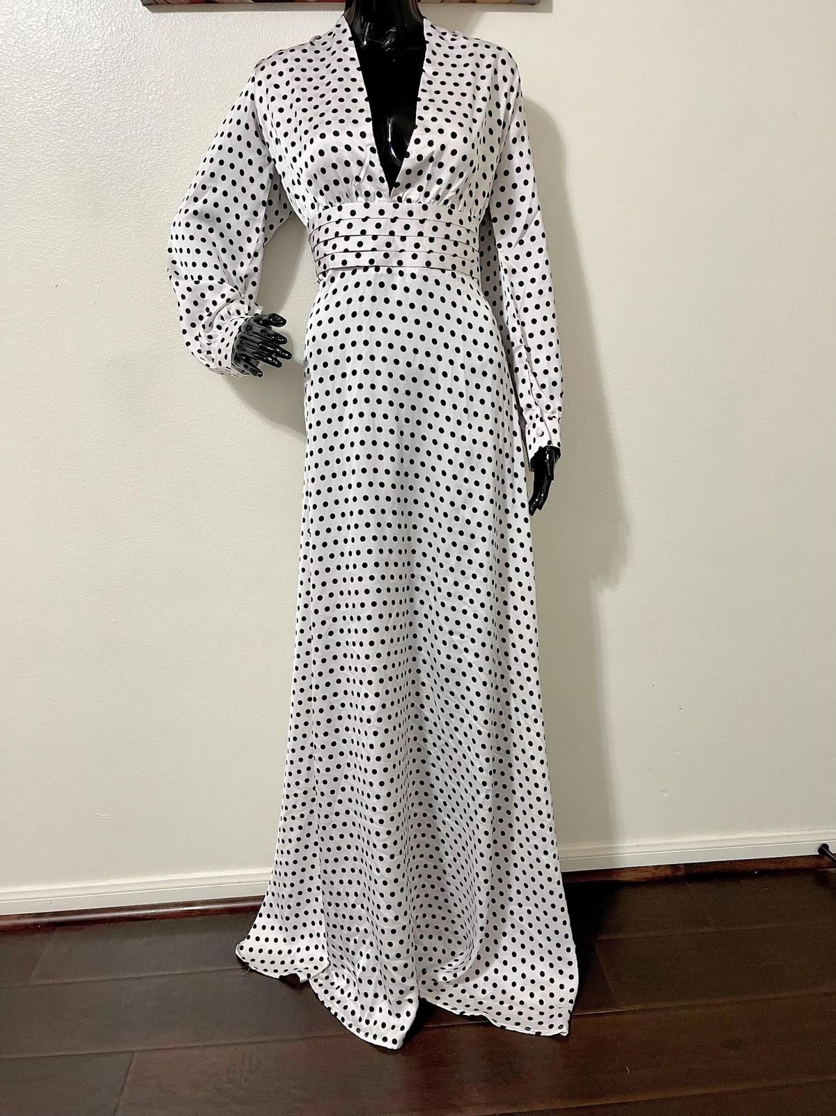 Size 14 White A-line Dress on Queenly