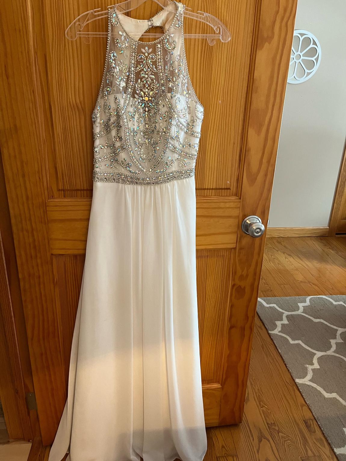Size 8 White Floor Length Maxi on Queenly