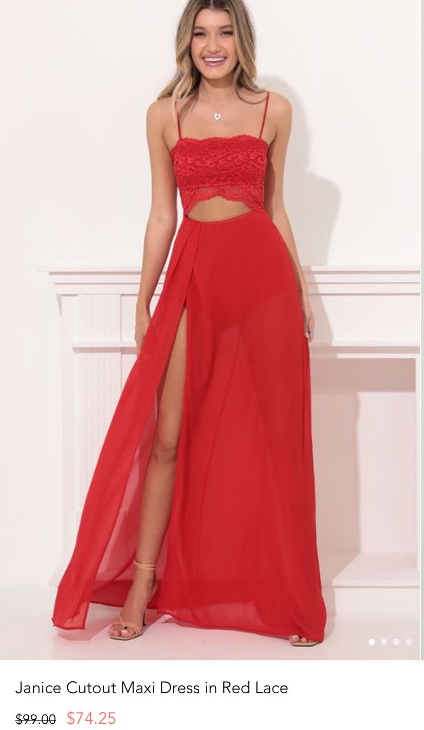 Size 0 Prom Lace Red Side Slit Dress on Queenly
