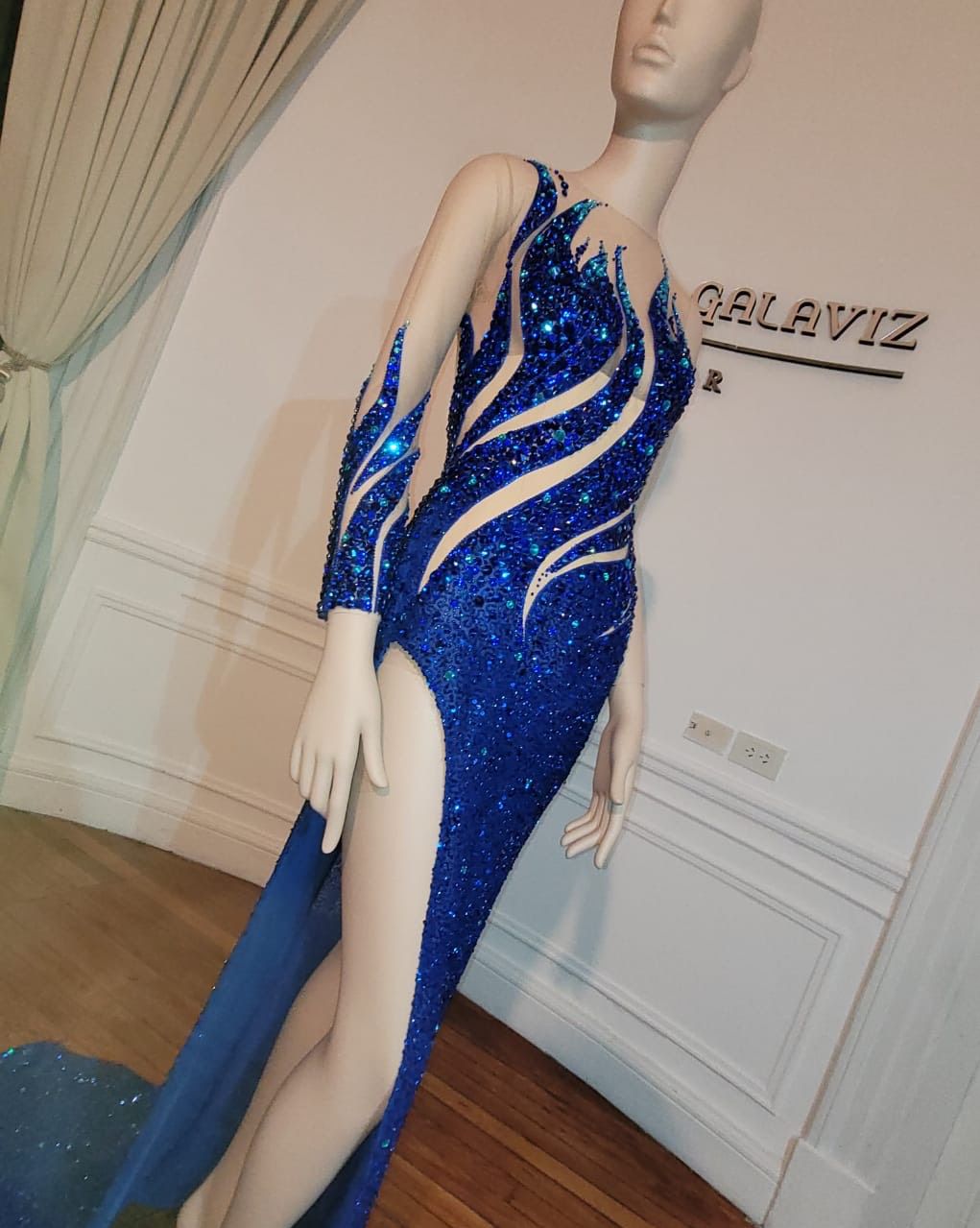 Dheymid Galaviz Size 0 Blue Side Slit Dress on Queenly