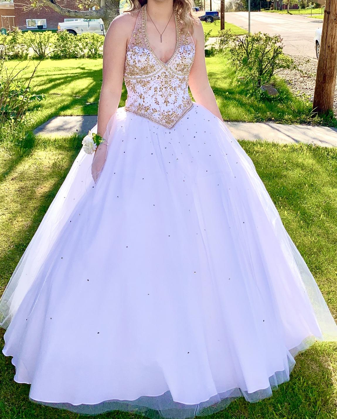Size 6 Prom Halter Lace White Ball Gown on Queenly