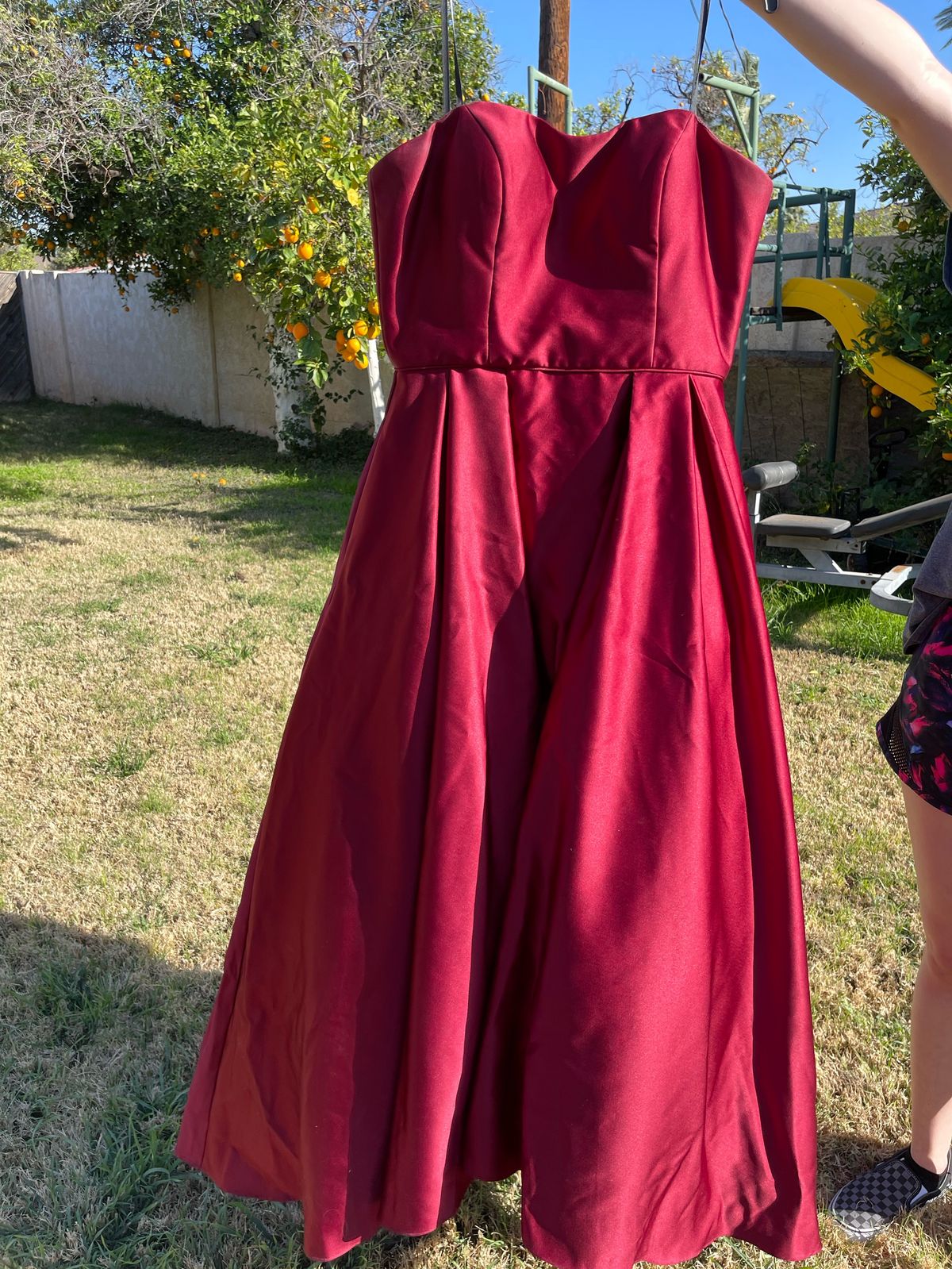 Size 12 Strapless Red Ball Gown on Queenly