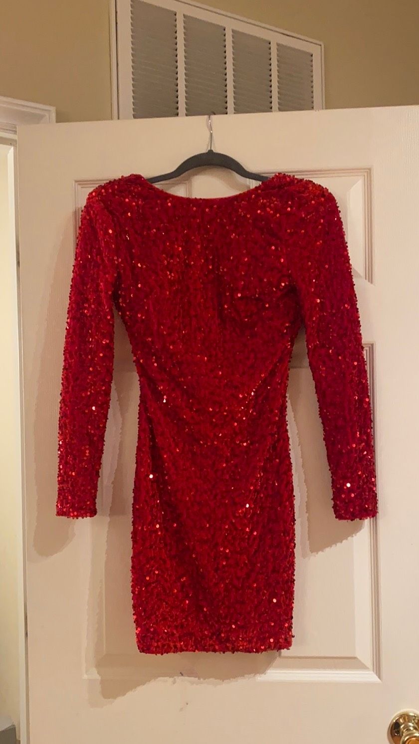Size 0 Homecoming Red Cocktail Dress on Queenly