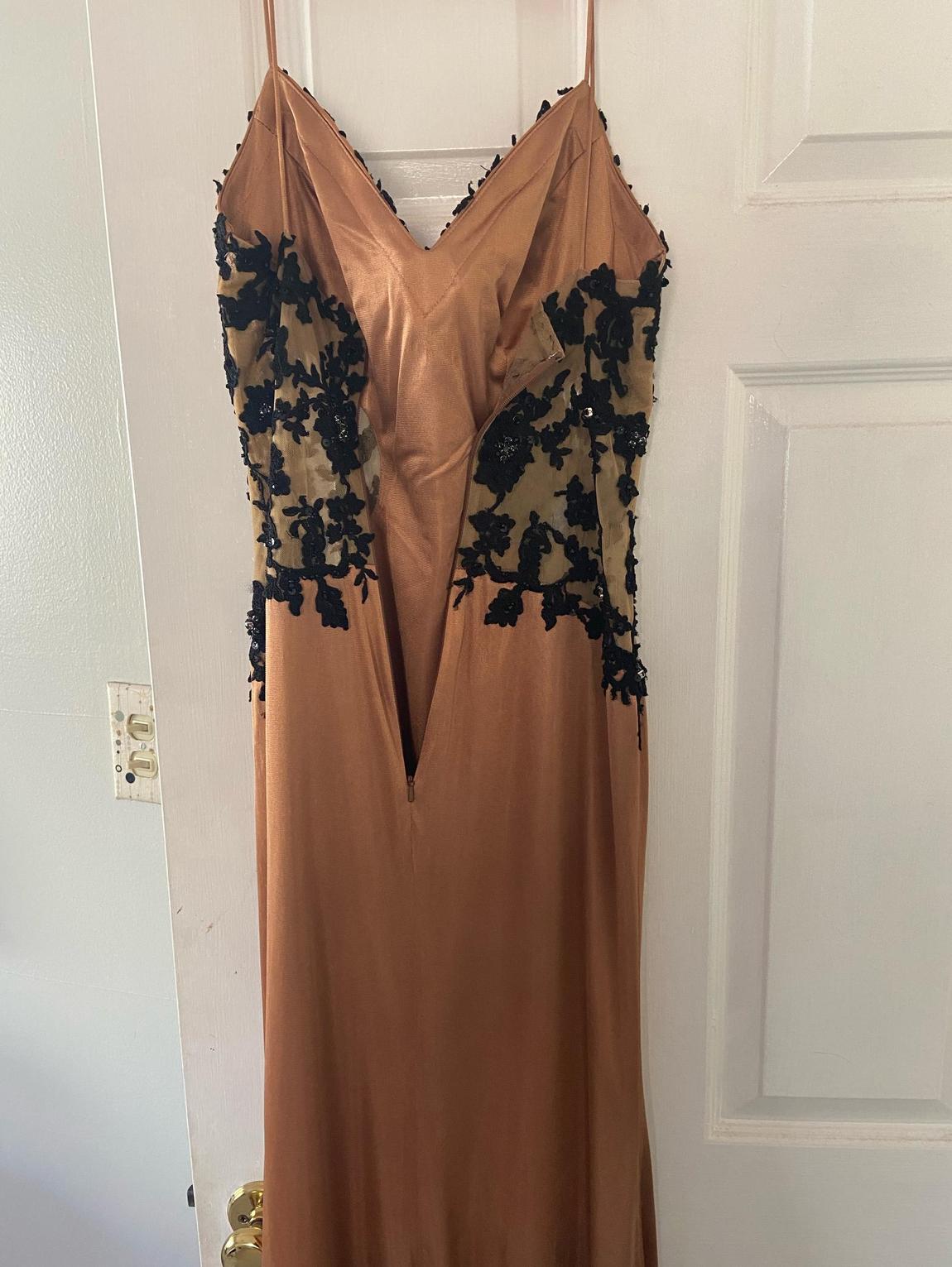 Size 2 Nude Mermaid Dress on Queenly