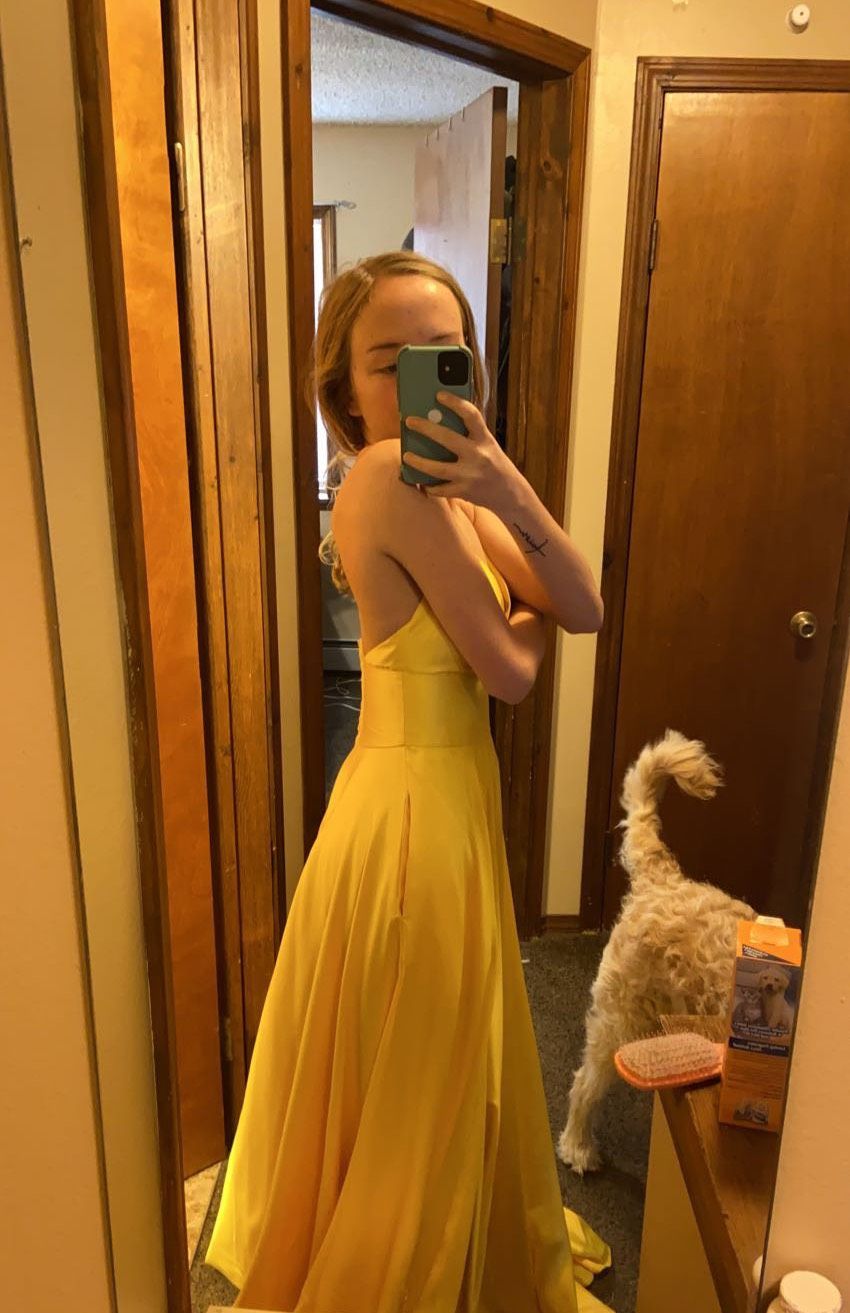 Size 0 Prom Yellow Floor Length Maxi on Queenly