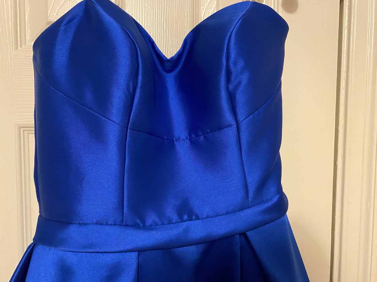 Alyce Paris Size 4 Strapless Royal Blue Ball Gown on Queenly