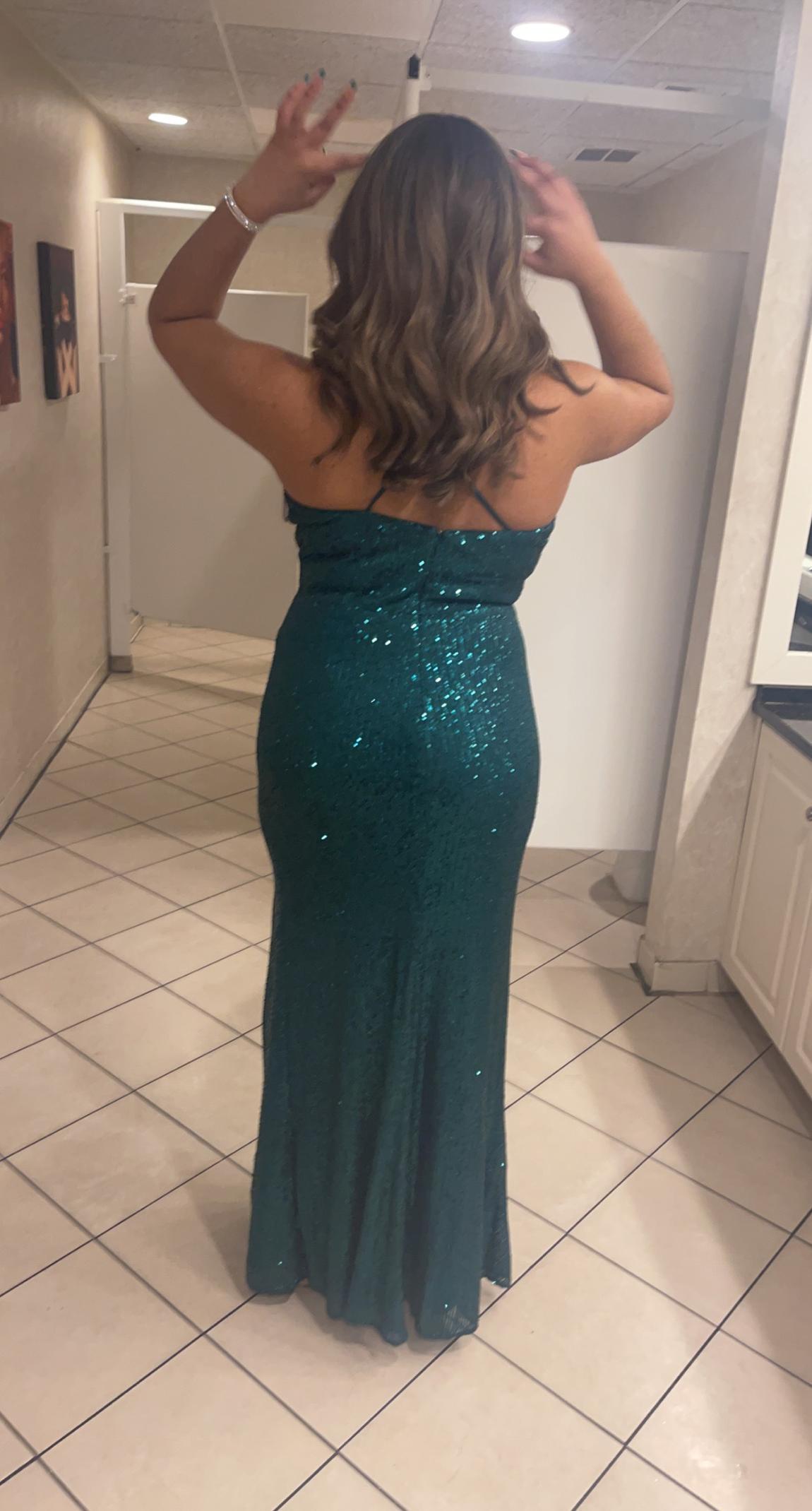 Size 12 Emerald Green Mermaid Dress on Queenly