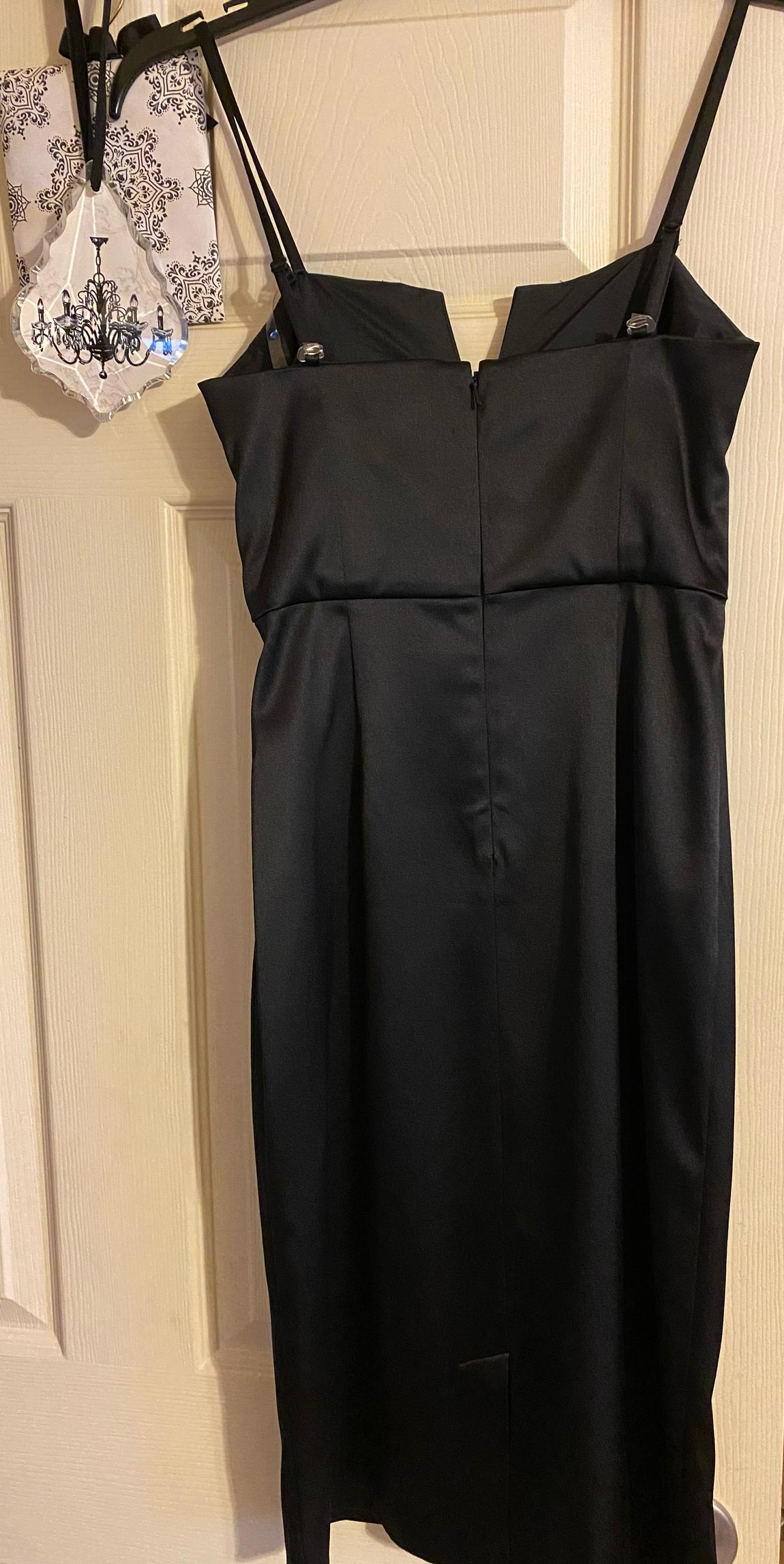Black White Company Size 00 Satin Black Cocktail Dress on Queenly