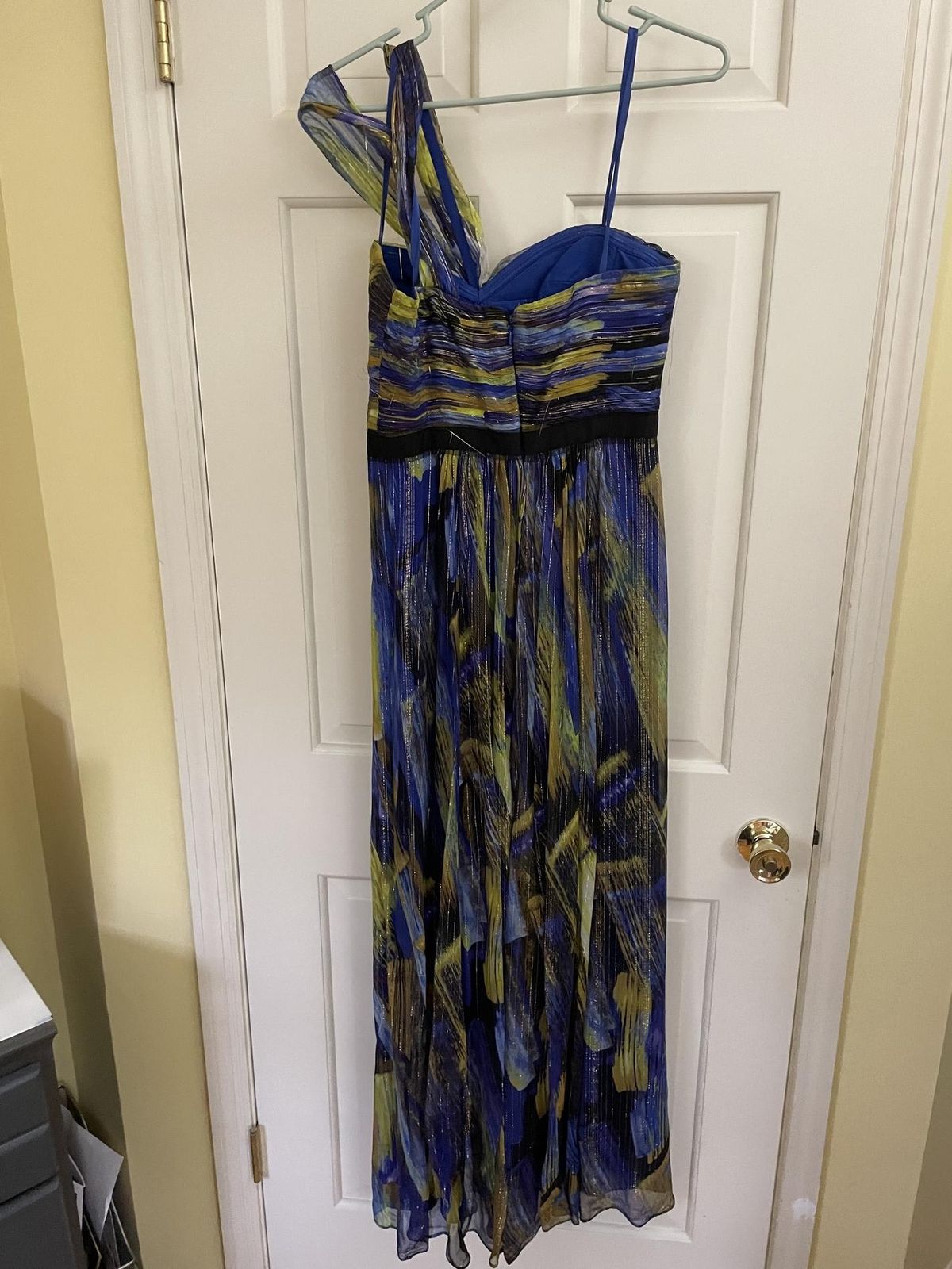 Size 4 Prom One Shoulder Floral Multicolor Floor Length Maxi on Queenly