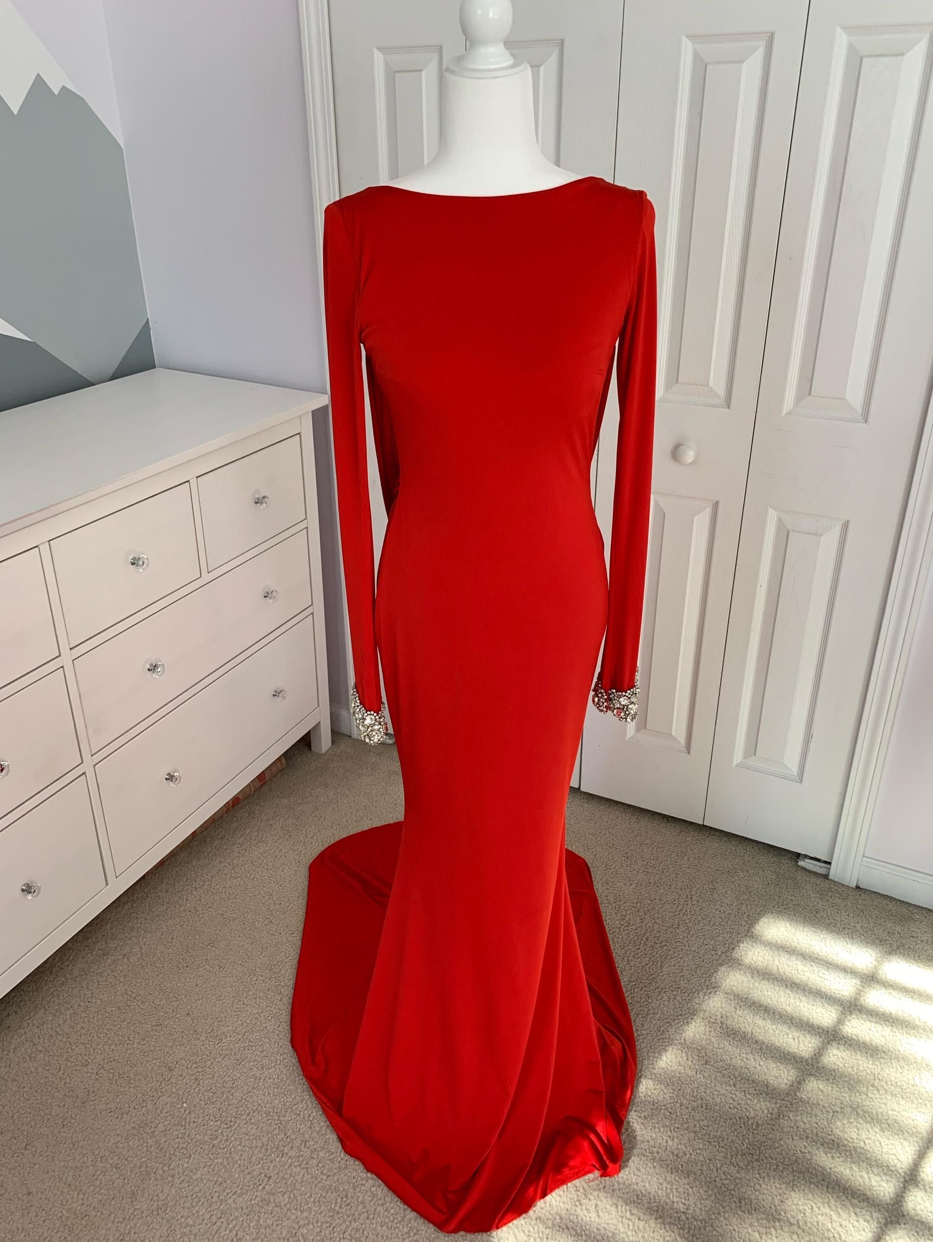 Tarik Ediz Size 6 Prom Long Sleeve Sequined Red Floor Length Maxi on Queenly