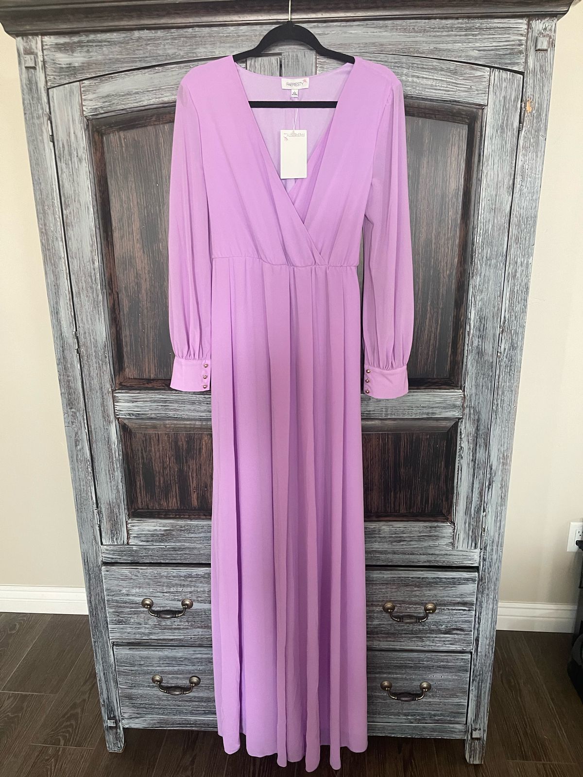 Size 14 Prom Long Sleeve Purple A-line Dress on Queenly