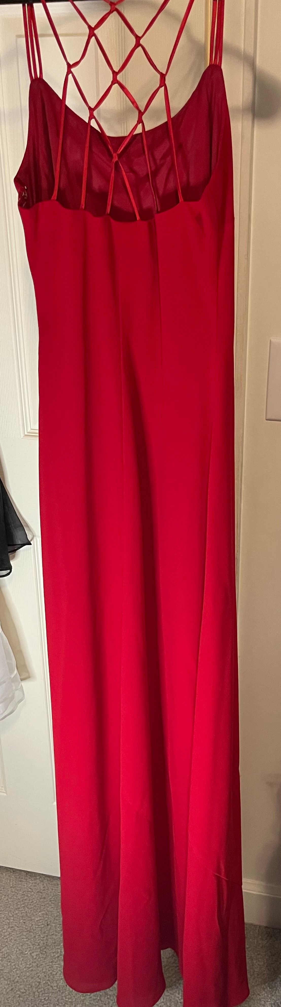 Cachet Size 6 Prom Red Floor Length Maxi on Queenly