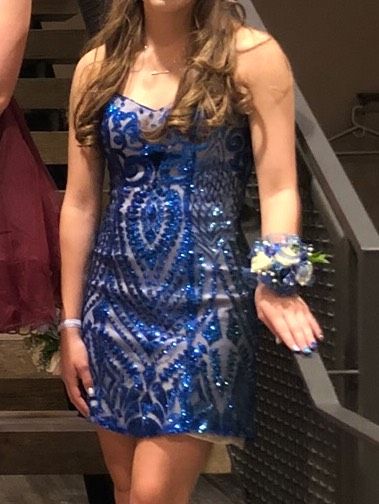 LeGaba MON CHERI Size 4 Prom Blue Cocktail Dress on Queenly