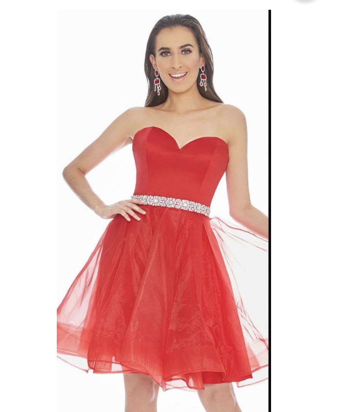 Size 0 Homecoming Strapless Sequined Red Cocktail Dress on Queenly