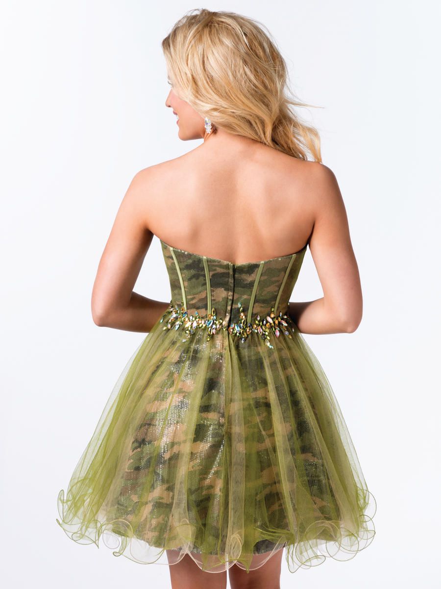 Style 3864 Envious Couture Size 14 Sequined Green Cocktail Dress on Queenly