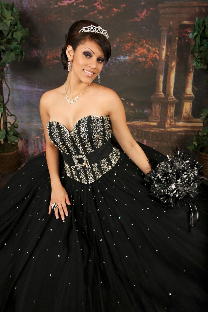 Style 2092 Envious Couture Size 6 Sequined Black Ball Gown on Queenly