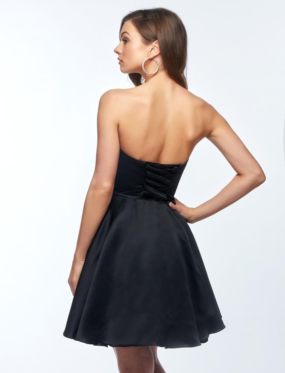 Style 984904 Lucci Lu Size 6 Satin Black Cocktail Dress on Queenly