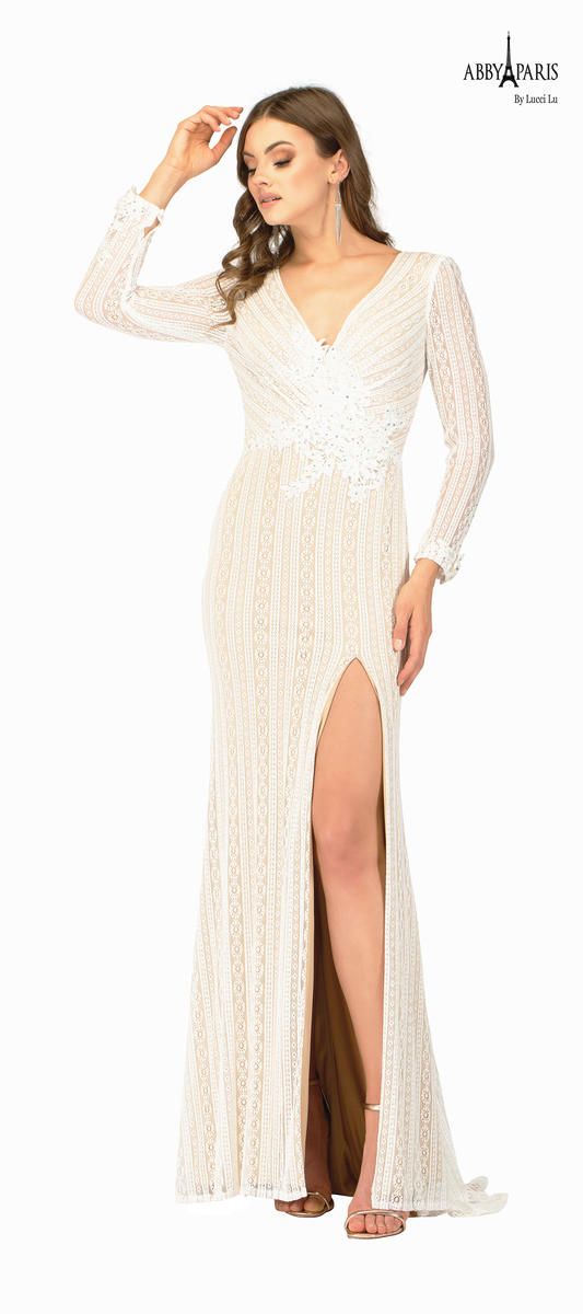 Style 90048 Lucci Lu Size 2 Lace White Side Slit Dress on Queenly