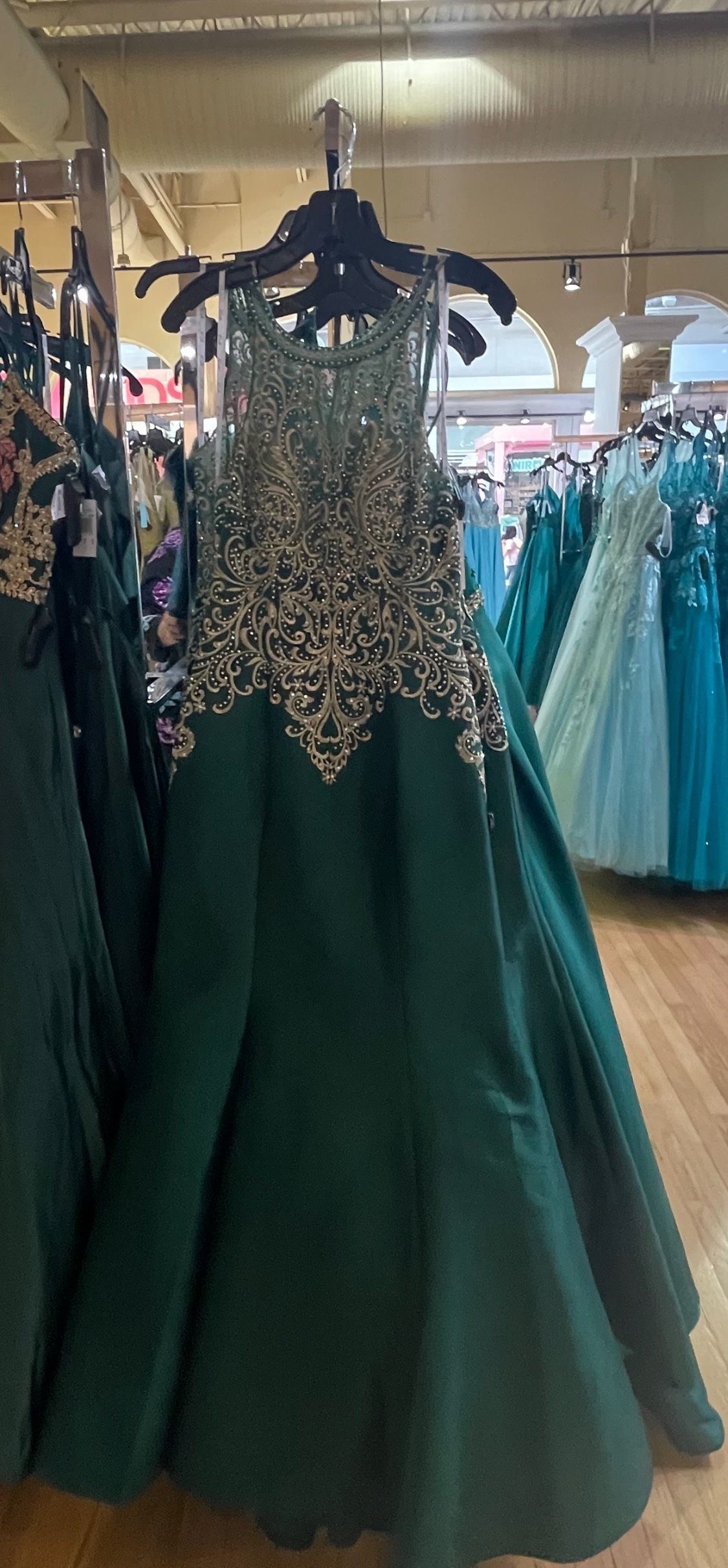 Camille La Vie Size 8 Prom Emerald Green A-line Dress on Queenly
