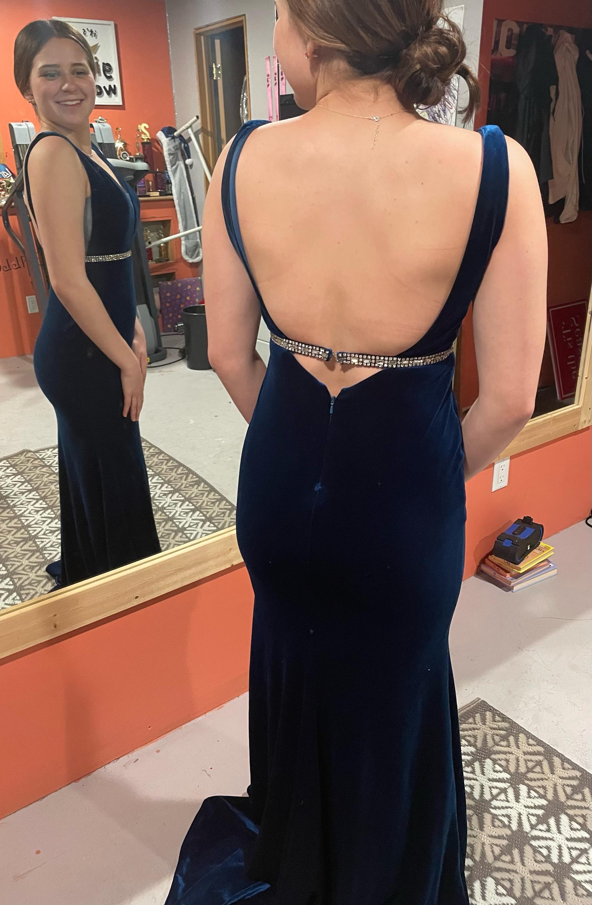 Clarisse Size 4 Prom Velvet Navy Blue Mermaid Dress on Queenly