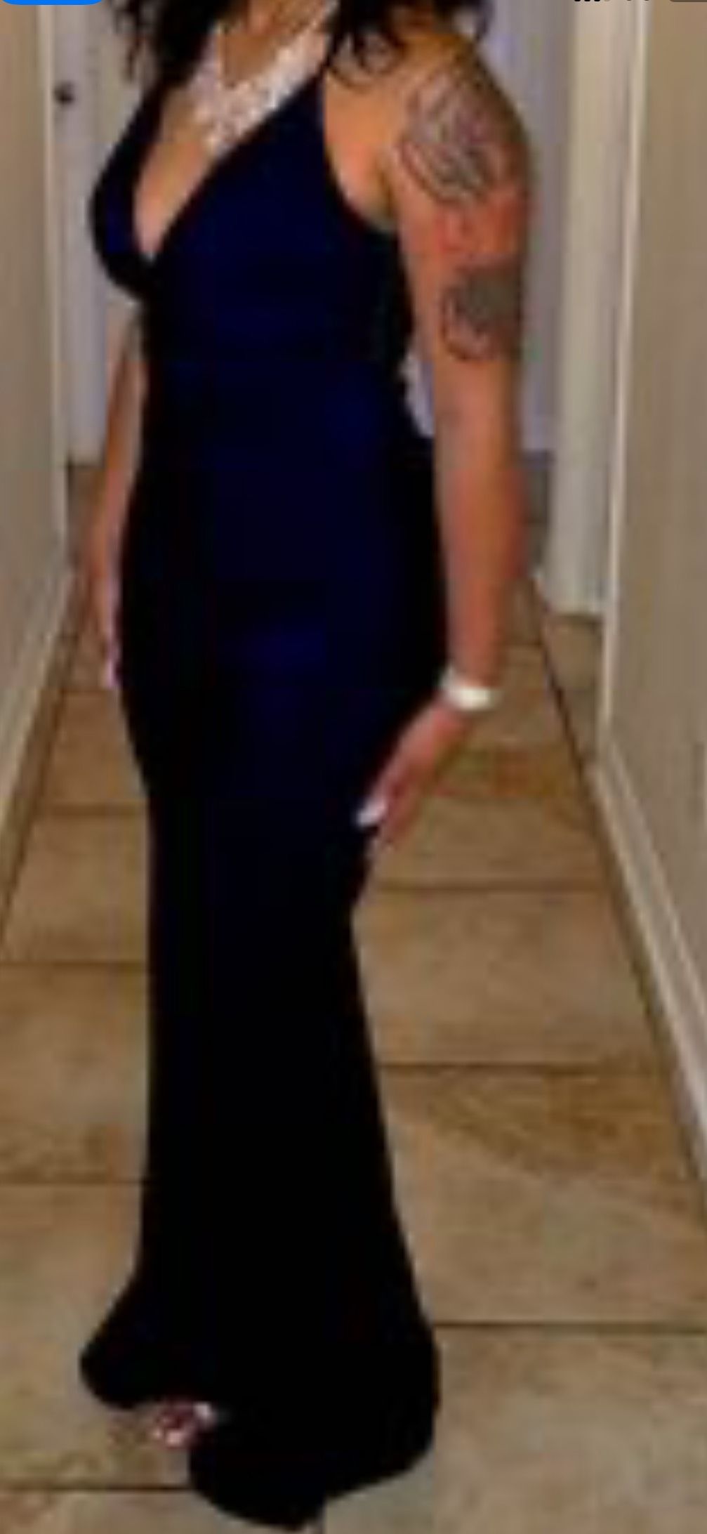 Size 8 Prom Navy Blue Floor Length Maxi on Queenly