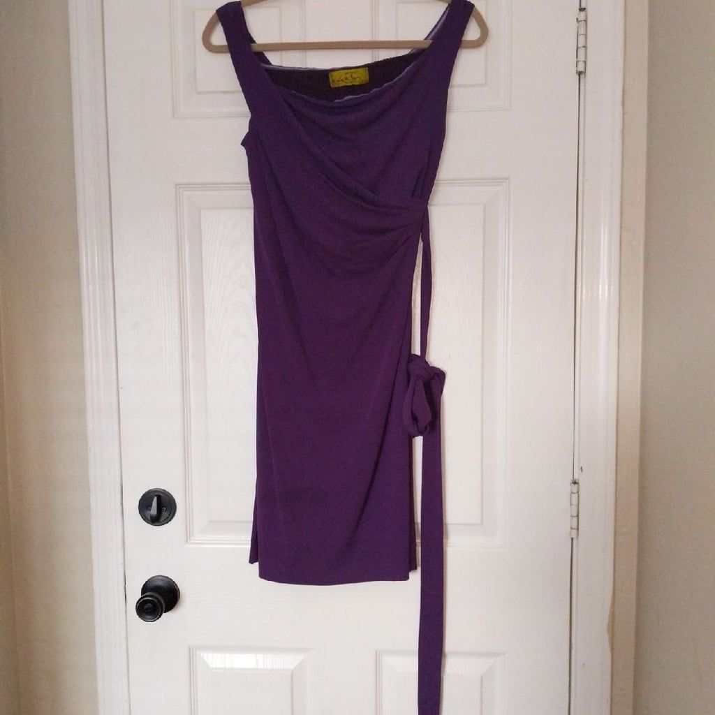 Nicole Miller Size 8 Off The Shoulder Purple Cocktail Dress on Queenly