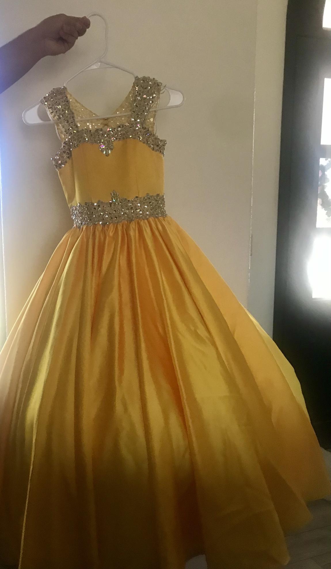 Size 10 Yellow Ball Gown on Queenly