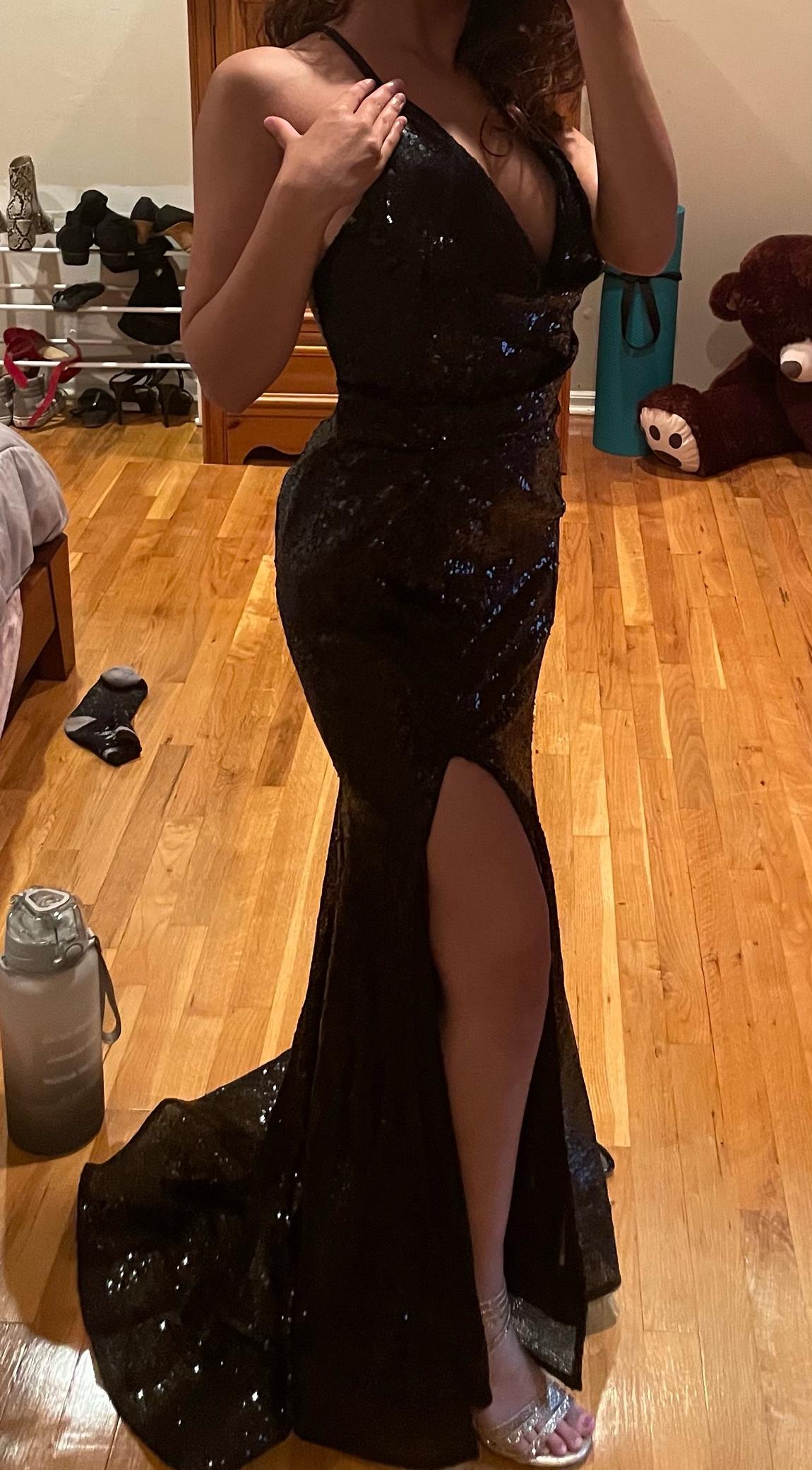 Size 0 Prom Sequined Black Mermaid Dress on Queenly