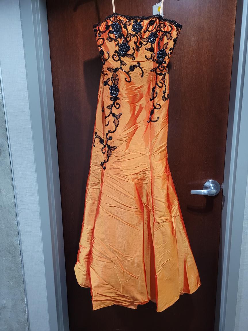Style 1012 Aspeed USA Size 4 Lace Orange Mermaid Dress on Queenly