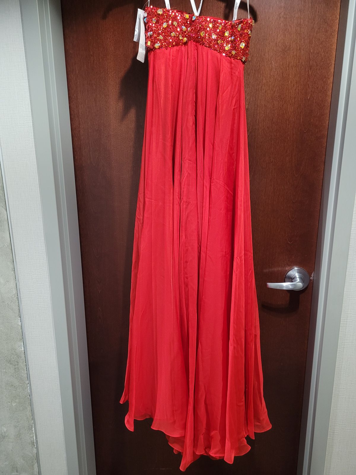 Style 12395 Studio 17 Size 4 Red A-line Dress on Queenly