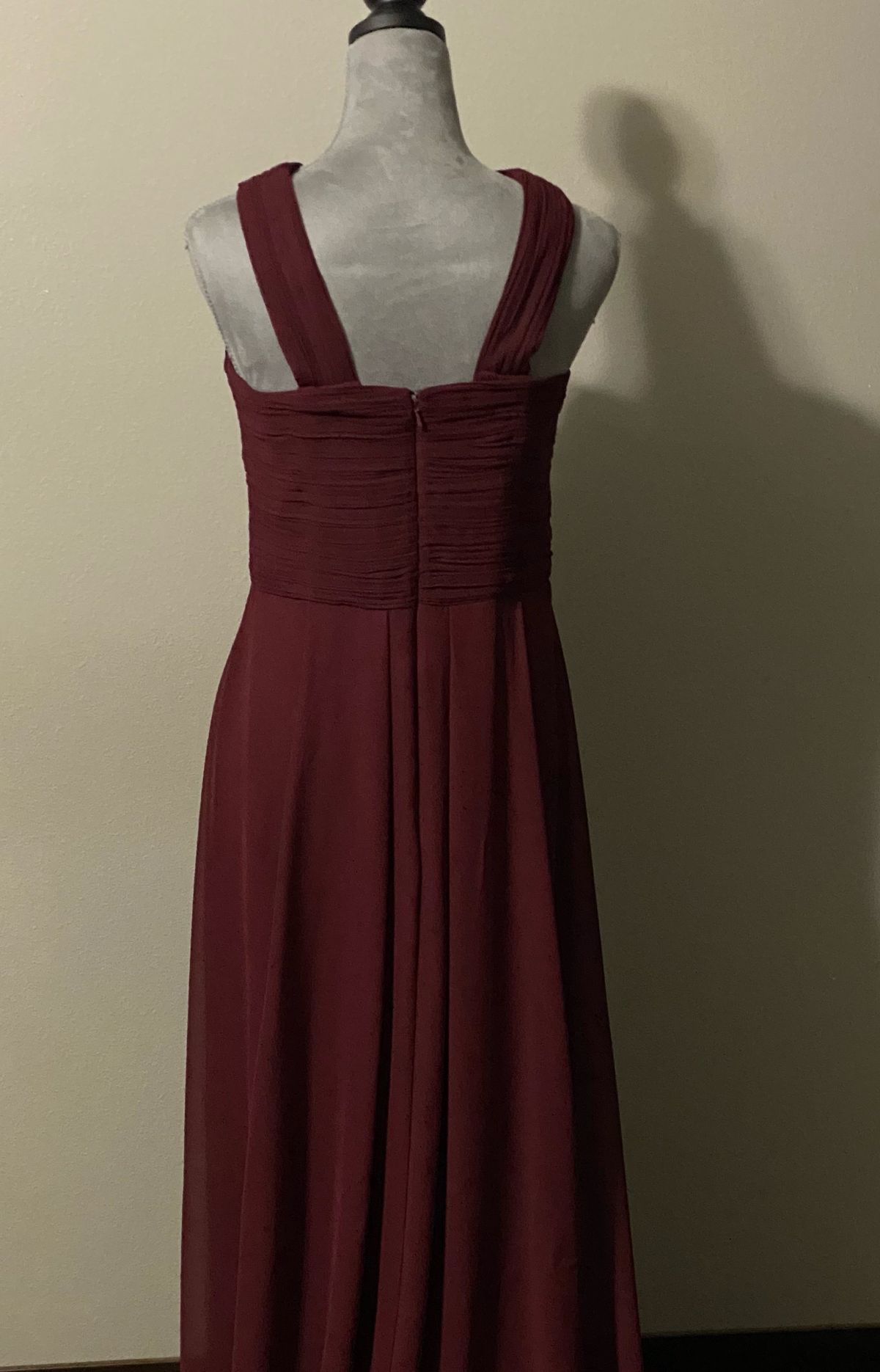 #LEVkZKOFF Size 12 Red Mermaid Dress on Queenly