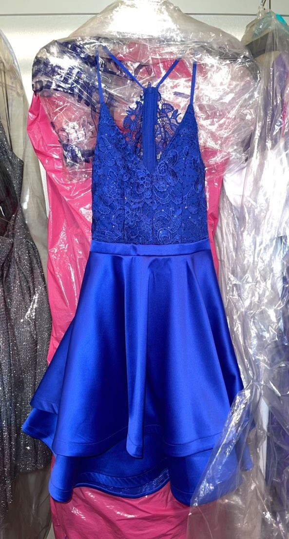 Girls Size 3 Lace Royal Blue A-line Dress on Queenly