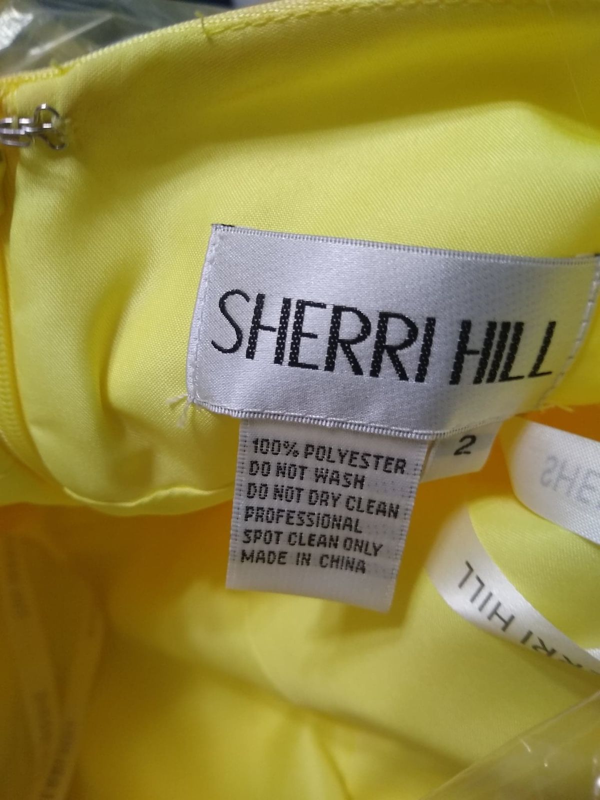 Sherri Hill Size 2 Homecoming High Neck Yellow Cocktail Dress on Queenly