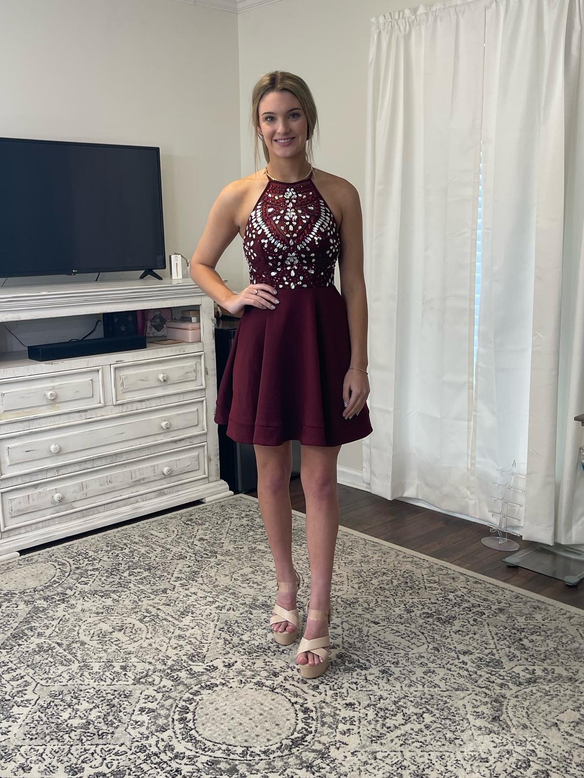 Size 0 Homecoming Sequined Burgundy Red A-line Dress on Queenly