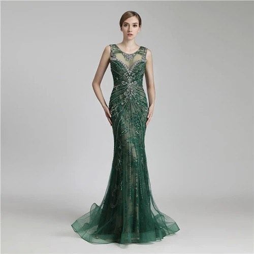 Size 12 Sequined Emerald Green Mermaid Dress on Queenly