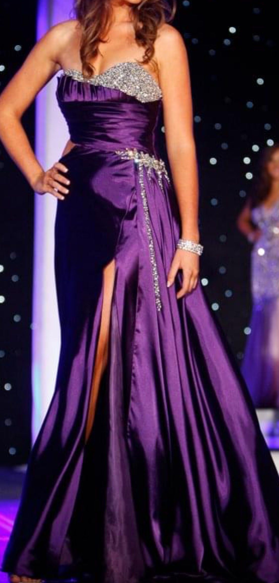 Size 4 Pageant Strapless Satin Purple Dress With Train on Queenly