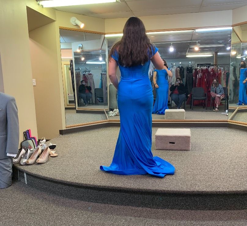 Sherri Hill Size 8 Prom Off The Shoulder Blue Mermaid Dress on Queenly
