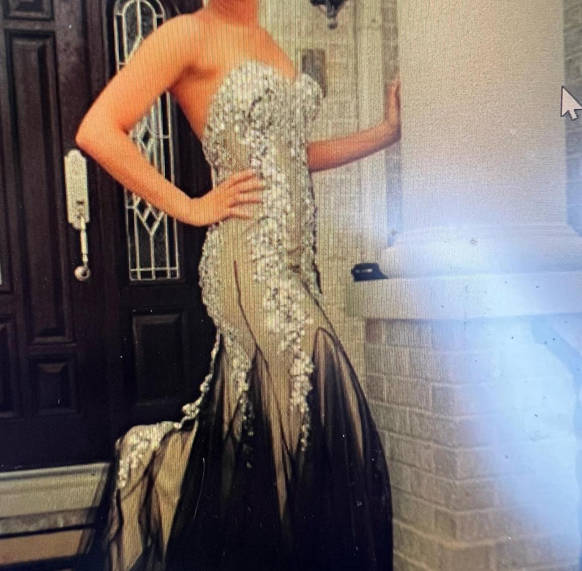 Size 4 Prom Strapless Sequined Black Mermaid Dress on Queenly