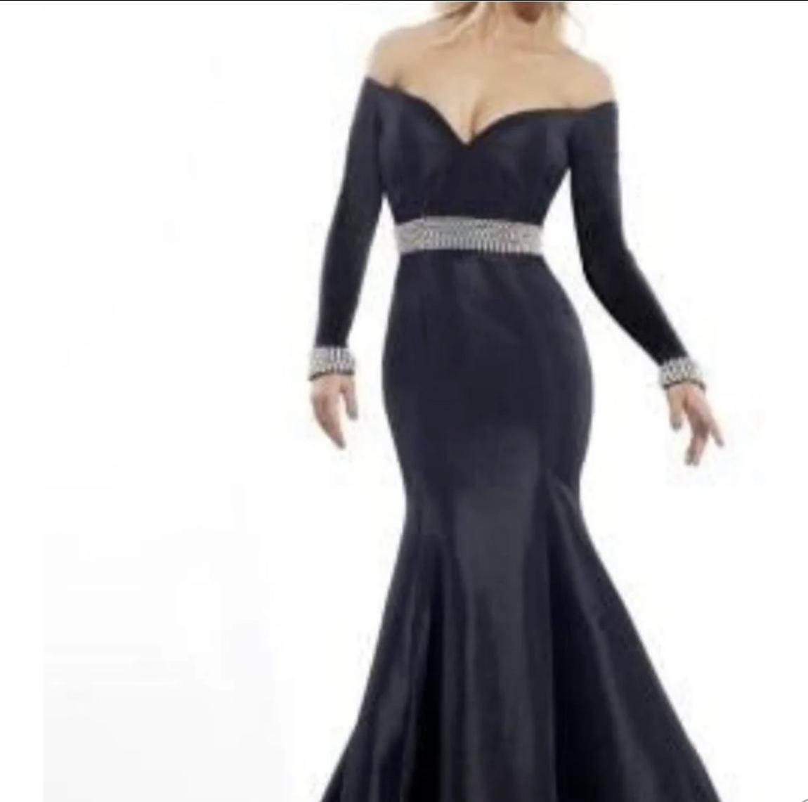 Rachel Allan Size 10 Prom Long Sleeve Sequined Black Mermaid Dress on Queenly