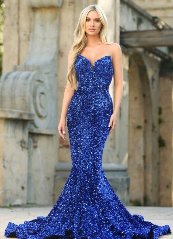 Size 12 Royal Blue Mermaid Dress on Queenly