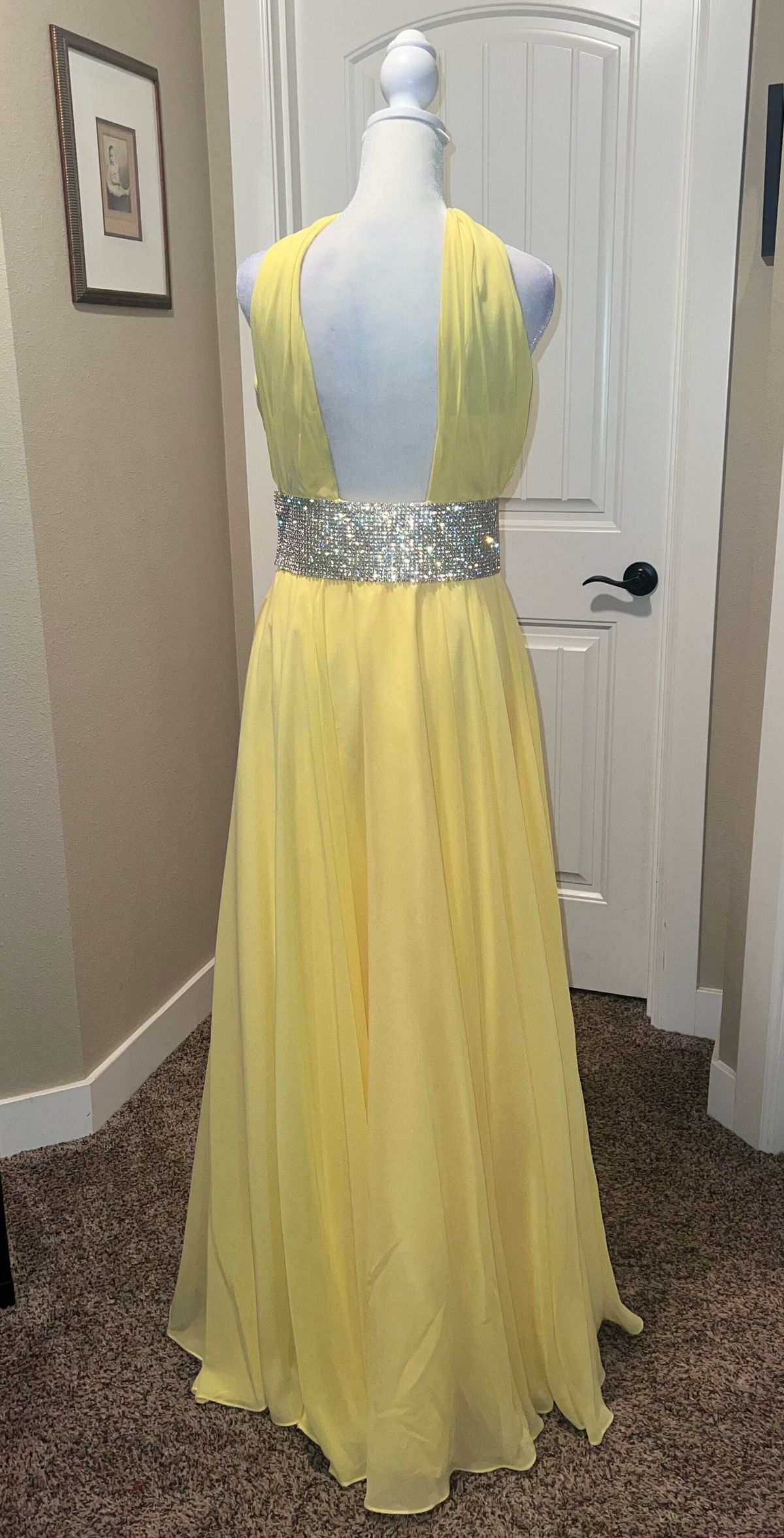 Size 8 Prom Sequined Yellow A-line Dress on Queenly