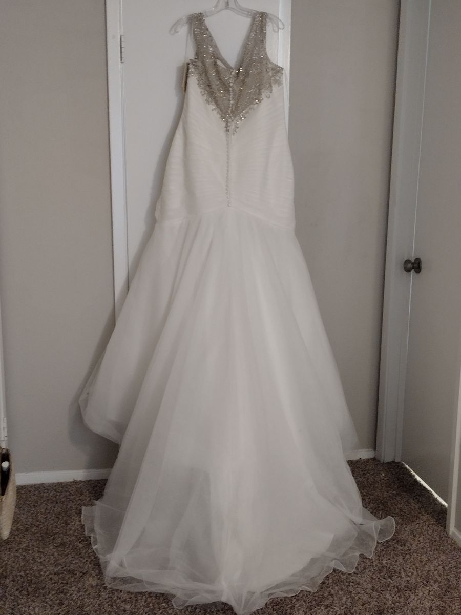 MoriLee Plus Size 18 White Ball Gown on Queenly