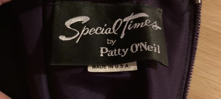 Patty O’Neil Size 8 Velvet Purple Cocktail Dress on Queenly