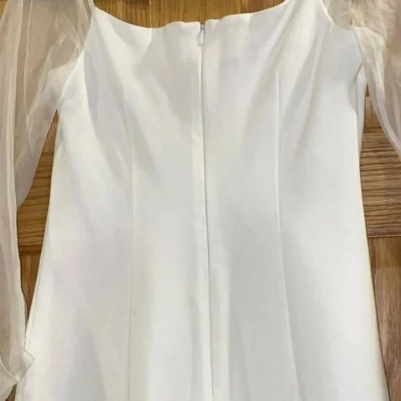 Cushnie et Ochs Size 10 Long Sleeve White Cocktail Dress on Queenly