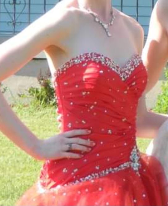 Size 0 Prom Strapless Sequined Red Ball Gown on Queenly