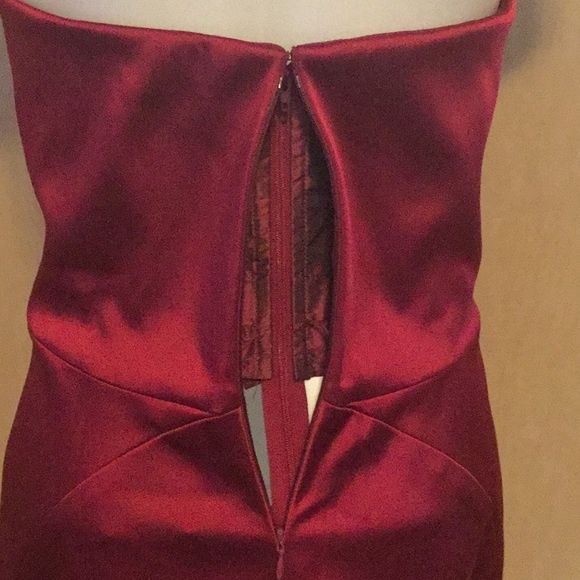 ZAC Zac Posen Size 4 Strapless Satin Red Cocktail Dress on Queenly